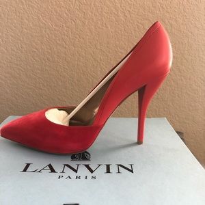 Lanvin Barney’s New York Red Pumps Sz 41